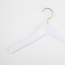 Load image into Gallery viewer, Hangers / Velvet &amp; Gold Top Hanger
